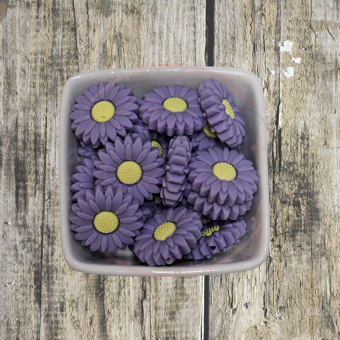 African Violet Daisy - Silicone Focal Bead