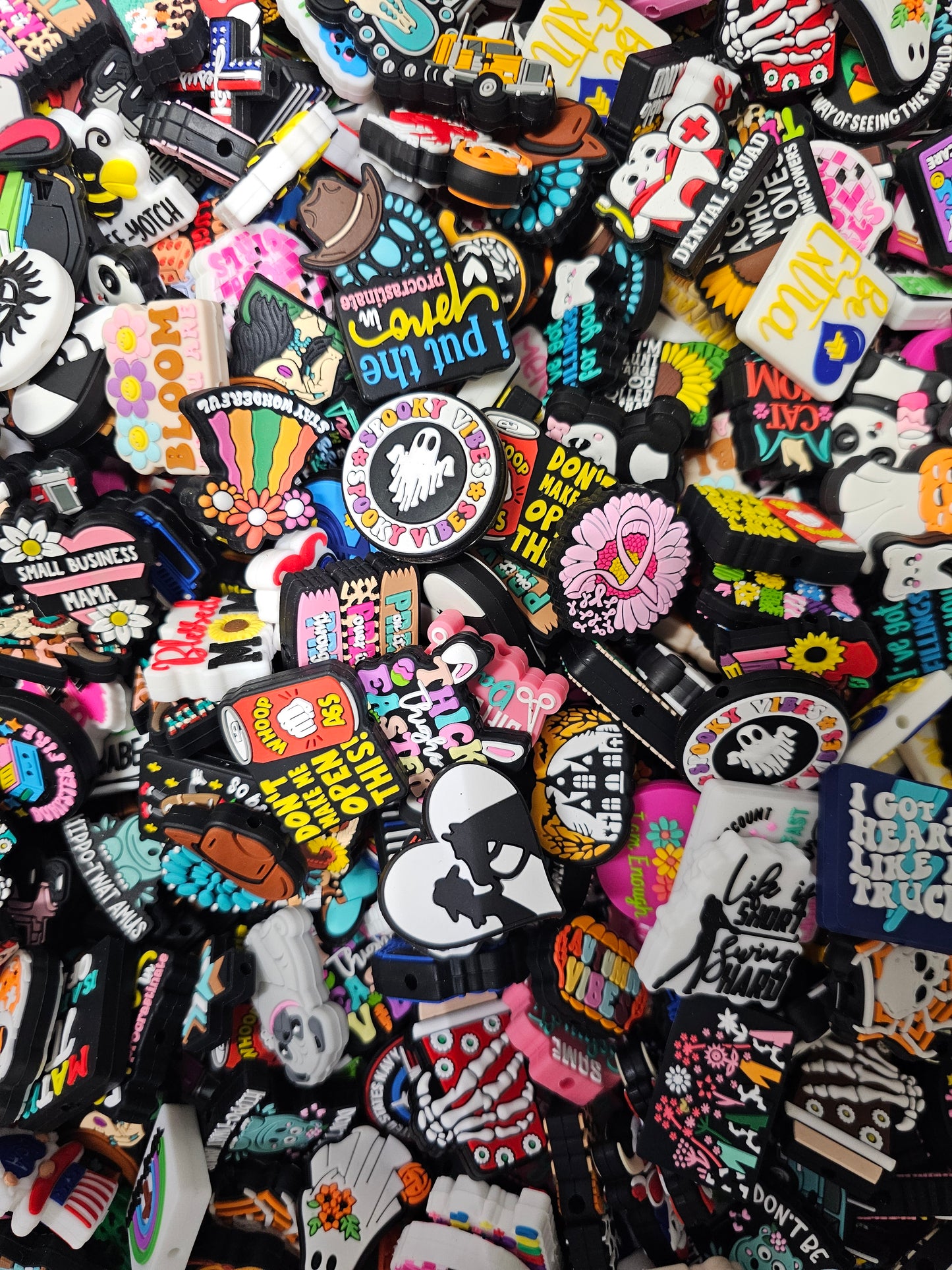 50 2D\3D Silicone/PVC Focal